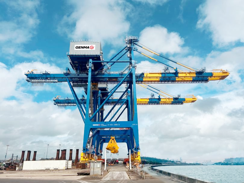 GENMA成功簽訂14臺大型橋式抓斗卸船機訂單(圖1)