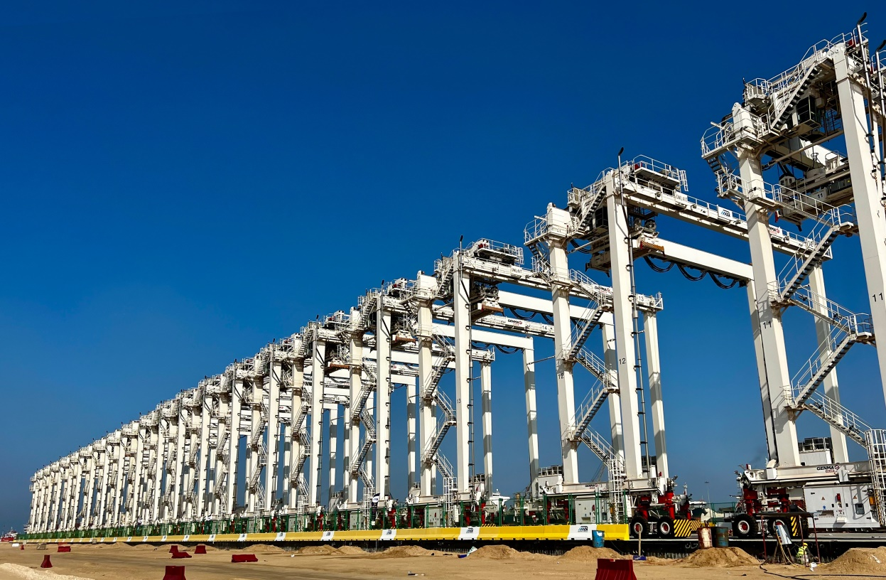 潤(rùn)邦股份第四屆全球銷售大會(huì)在南通成功舉辦,全球近 400 位嘉賓共繪高端裝備新藍(lán)圖(圖3) 潤(rùn)邦股份第四屆全球銷售大會(huì)在南通成功舉辦,全球近 400 位嘉賓共繪高端裝備新藍(lán)圖(圖3)