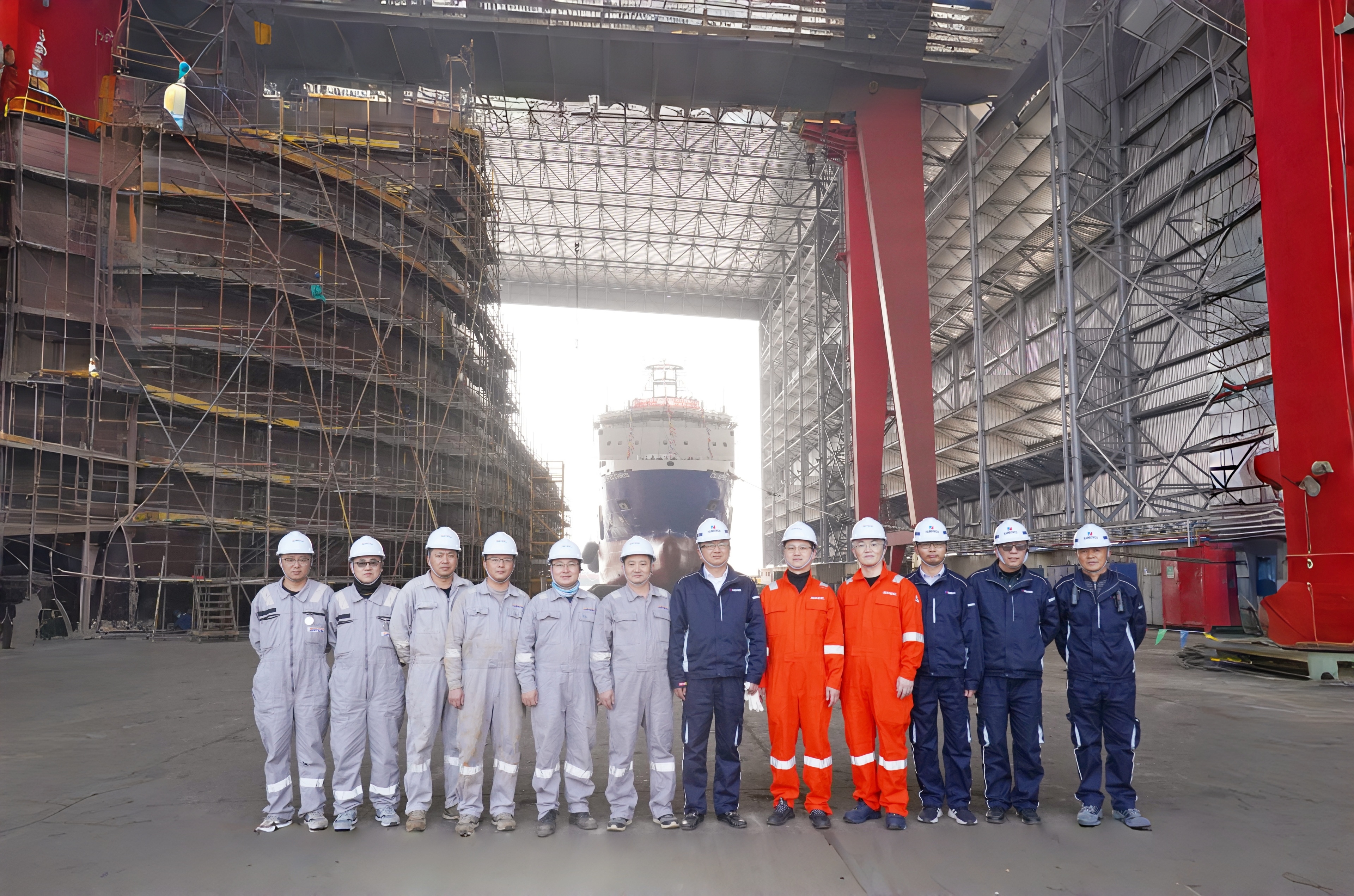 子公司潤(rùn)邦海洋SPP40平臺(tái)供應(yīng)船第三艘船N1055船順利吉水(圖1)